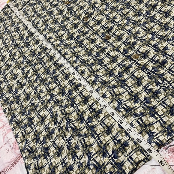 Bamboo Cay, Fine Resort Wear short sleeve casual shirt. 💯% Polynosic/Rayon. - Picture 10 of 10